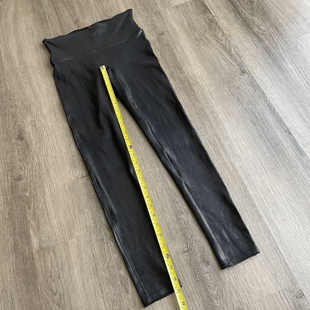 Spanx Faux Leather Leggings Medium​​​​ - Picture 9 of 9